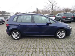Volkswagen Golf Sportsvan Comfortline+Navi+Klimatronic+1.Hand+Service-NEU