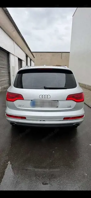Audi Q7 3.0 TDI DPF quattro tiptronic Bild 4