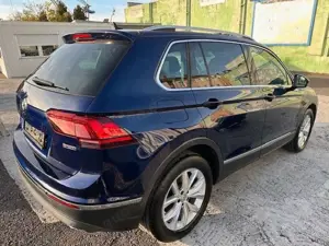 Volkswagen Tiguan Highline BMT 2,0 TDI 4Motion 176kW HeadUp Bild 4