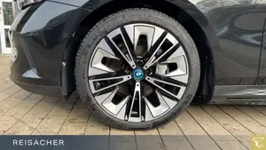 BMW i5 I5 A EDRIVE40 H/K elk.Sitzv. HUD 360° Bild 3