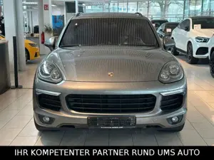 Porsche Cayenne S/SPORT-CHRONO/ACC/PANO/KEYLESS/SOFT/21" Bild 3