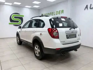 Chevrolet Captiva 2.2 D LS / 7 SITZE / KLIMA / ALUFELGEN Bild 5