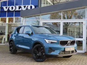 Volvo XC40 Core 2WD