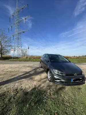 Volkswagen Golf Sportsvan Highline