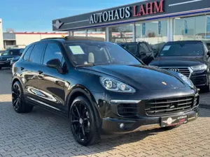 Porsche Cayenne S"PANO"SITZ BELÜFTUNG"SPUR ASS."BOSE"LED Bild 3