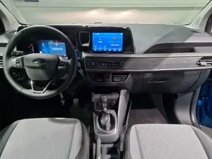 Ford Tourneo Courier Bild 4