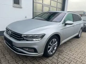 Volkswagen Passat Variant TDI 4Motion/DSG/LED/SHZ/NAVI/MWST Bild 1