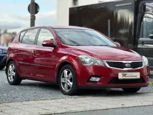 Kia Ceed / cee'd 1.6 CRDi  Vision KLIMA SHZ OHNE TÜV!