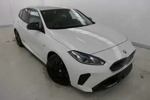 BMW 135 Lim. M135 xDr ad. LED LRHZ Memory 360° H/K Bild 4