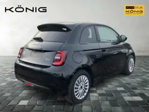 Fiat 500e MY23 Elektro Klimaautomatik Bild 3