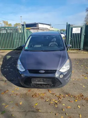 Ford S-Max 2.0 TDCi DPF Titanium