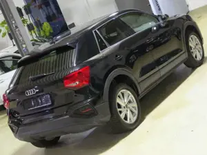 Audi Q2 35 TFSI 1.5 S tronic Navi DAB LM17 Bild 3