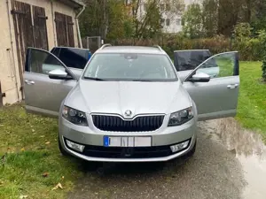 Skoda Octavia Octavia Combi 2.0 TDI Green tec DSG Elegance