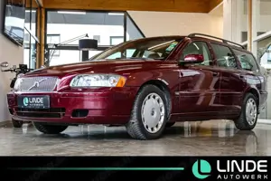 Volvo V70 2.4 Momentum |AHK|BI-XENON|NAVI|TEMPO.|