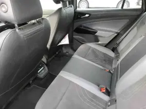 Volkswagen ID.4 Pro Performance +CCS+WÄRMEPUMPE+AHK+KAMERA+ Bild 4