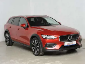 Volvo V60 Cross Country B4 D AWD Geartronic Pro *BowersWilkins*Lichtpak.* Bild 3