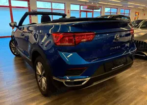 Volkswagen T-Roc Cabriolet 1.5 TSI  ACT Klima Standh Navi1A Bild 2