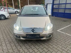 Mercedes-Benz A 180 Diesel  Automatik 2 Hand Bild 4