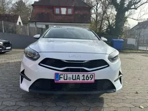 Kia Ceed SW / cee'd SW 1.5 T-GDI OPF JBL Sound Edition Bild 3