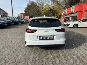 Kia Ceed SW / cee'd SW 1.5 T-GDI OPF JBL Sound Edition Bild 4