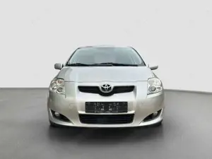 Toyota Auris Bild 2