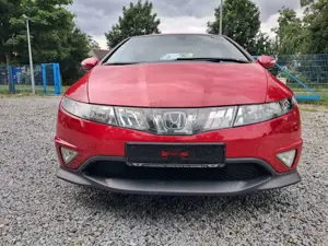 Honda Civic 1.8i-VTEC Type S Bild 2