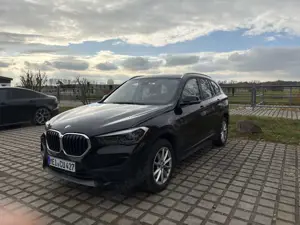 BMW X1 xDrive18d Aut. Advantage Bild 2