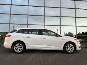 Renault Megane IV Grandtour Limited Navi Kamera Bild 4