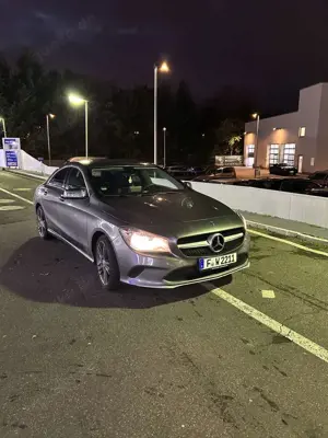 Mercedes-Benz CLA 200 Mercedes CLA 200 d 4Matic