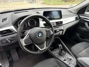 BMW X1 xDrive18d Aut. Advantage Bild 5