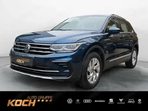 Volkswagen Tiguan 2.0TSI Elegance 4M DSG Leder Pano Standh.