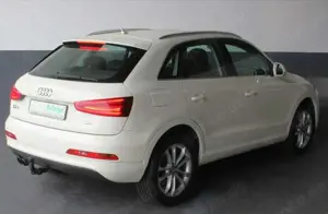 Audi Q3 - 2,0 TFSI Quattro Sportsitze Bi-Xenon Alu 18 Bild 2