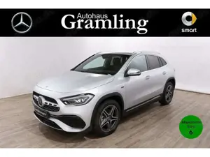 Mercedes-Benz GLA 250 e AMG LED*Dist*MBUX*Kamera*Navi*Ambiente