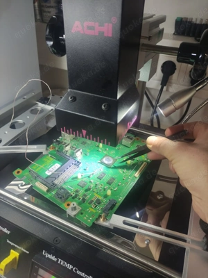 Elektronikreparatur. Reparatur von Handys, Computern, Tablets und allem anderen.