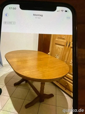 Esstisch mit Stühlen