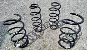 Seat Ibiza KJ 6F FR 2024 Federn 20Q511121DA und 2Q04MbC759L Fahrwerk neuwertig 450 km Bild 2