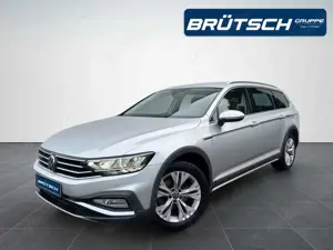 Volkswagen Passat Variant 2.0 TDI Alltrack 4Motion DSG / AHK / STHZG / NAVI