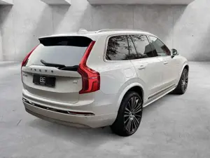 Volvo XC90 T8 AWD Recharge Plug-In Hybrid Expression Bild 4