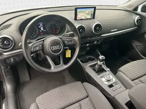 Audi A3 2.0 TDI qu Sport*Xenon*Navi*KLIMA*APS*SHZ* Bild 5