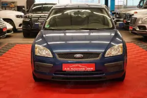 Ford Focus Turnier 1.8 Fun X 1.Hand*Klima*Zentral* Bild 2