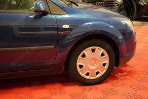 Ford Focus Turnier 1.8 Fun X 1.Hand*Klima*Zentral* Bild 5