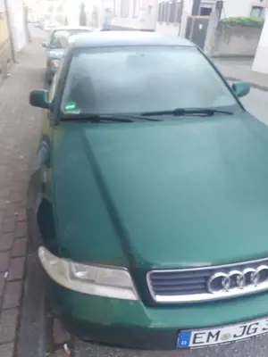 Audi A4 1.6 Bild 2