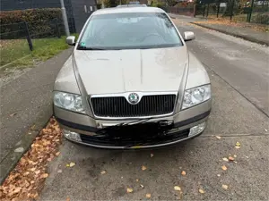 Skoda Octavia Octavia 1.6 Classic Bild 2