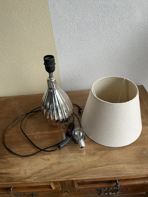 2 dekorative Tischlampen silber farben im Konvolut Bild 3