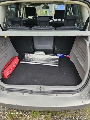 Renault Scenic 1.6 16V Confort Authentique