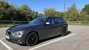 BMW 320 320d Touring Aut. Advantage