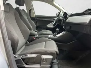 Audi Q3 TFSI e 45 TFSI e 180(245) kW(PS) S tronic Bild 4