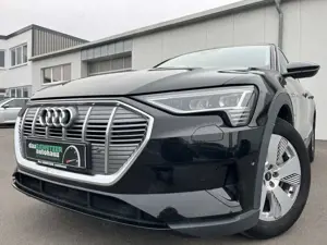 Audi e-tron quattro 152€ m. 20% Anzahlung 71kWhHead Up AHK V