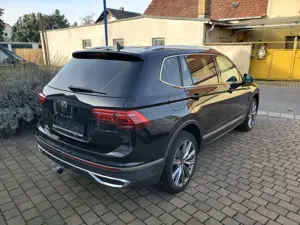 Volkswagen Tiguan Allspace Elegance 4Motion 20-Zoll DCC DiscoverPro Head-up Bild 3