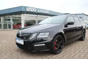 Skoda Octavia 2.0 Combi RS 245 DigiTacho/CANTON/Pano